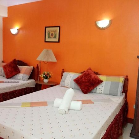 D'Lucky Garden Inn & Suites Tiniguiban 外观 照片