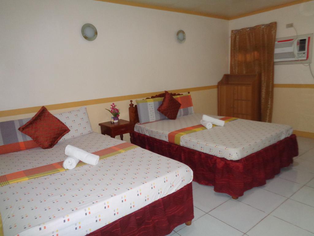 D'Lucky Garden Inn & Suites Tiniguiban 外观 照片
