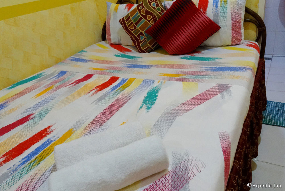 D'Lucky Garden Inn & Suites Tiniguiban 外观 照片