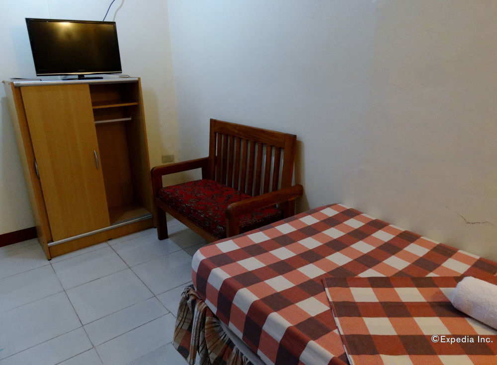 D'Lucky Garden Inn & Suites Tiniguiban 外观 照片