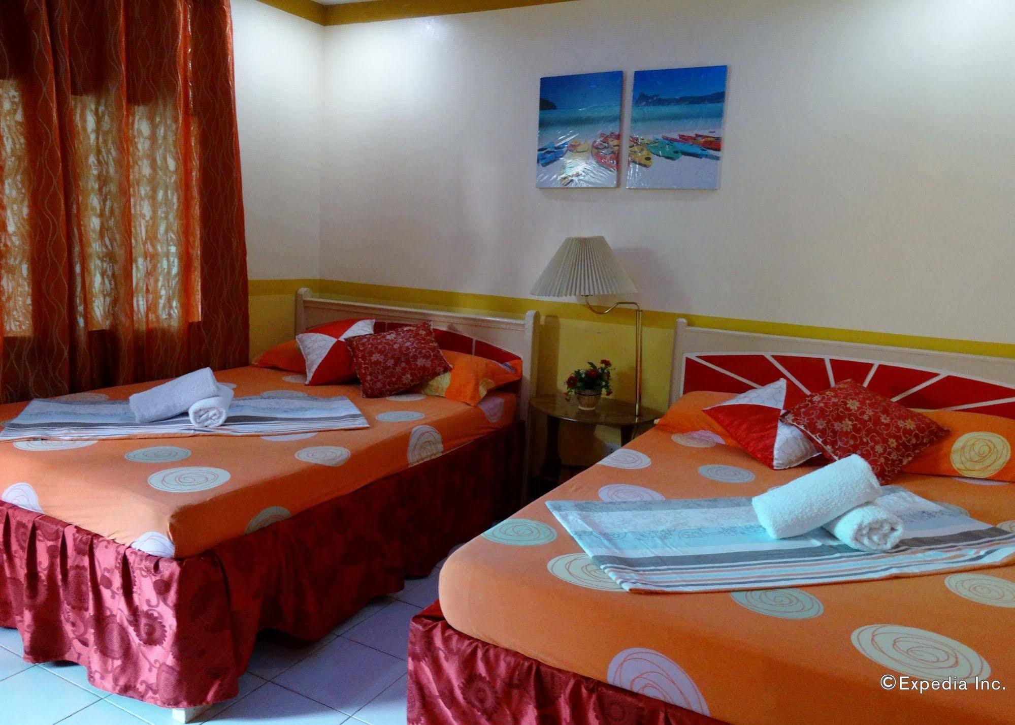 D'Lucky Garden Inn & Suites Tiniguiban 外观 照片