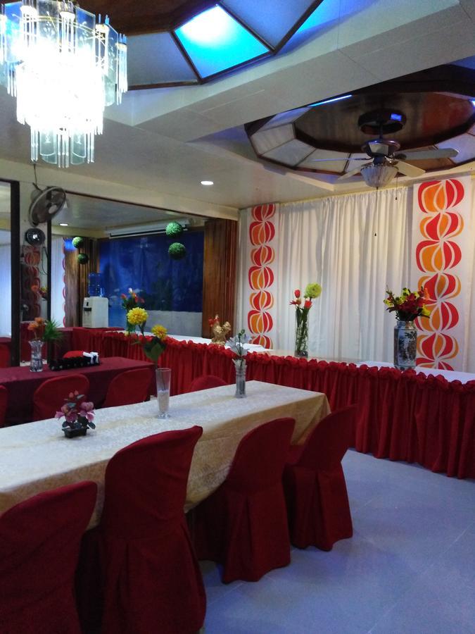 D'Lucky Garden Inn & Suites Tiniguiban 外观 照片