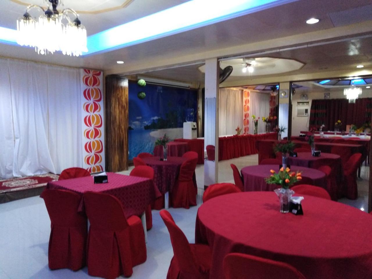 D'Lucky Garden Inn & Suites Tiniguiban 外观 照片